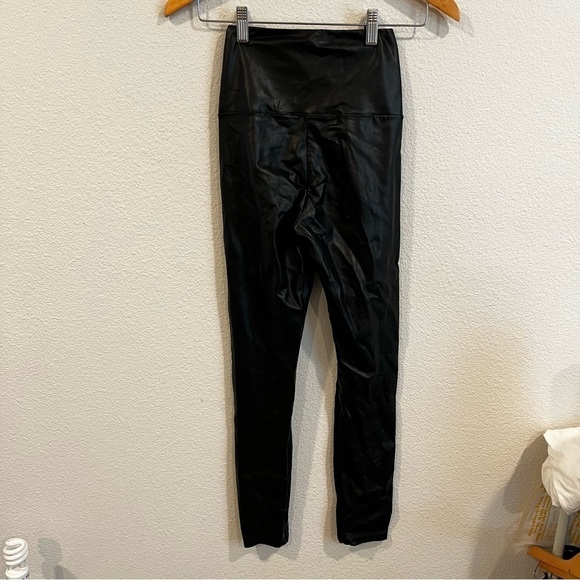 Aritzia Wilfred Free Daria black vegan leather high rise leggings size xsmall - Picture 11 of 16